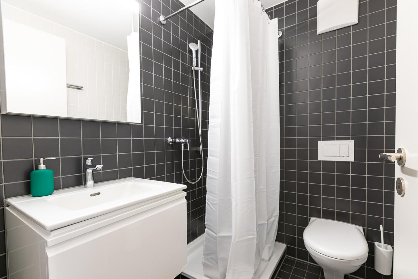 Inn Joy Apartments - Sankt Gallen Center Екстер'єр фото